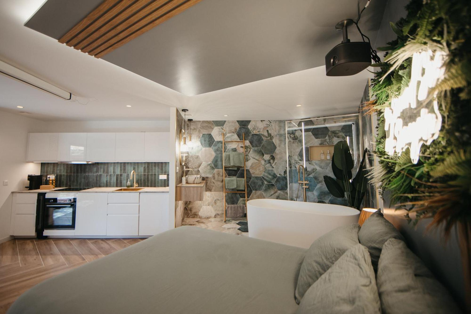 Love & Sunsets Suite Sausset-les-Pins Dış mekan fotoğraf
